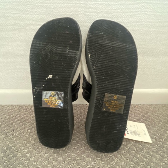 ROXY Flip Flop Sandals women’s size 7 - Picture 2 of 4